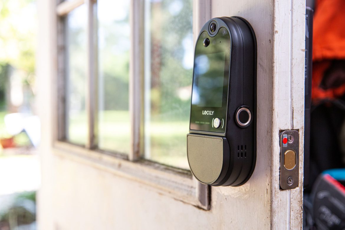Why are people now into using smart door locks?